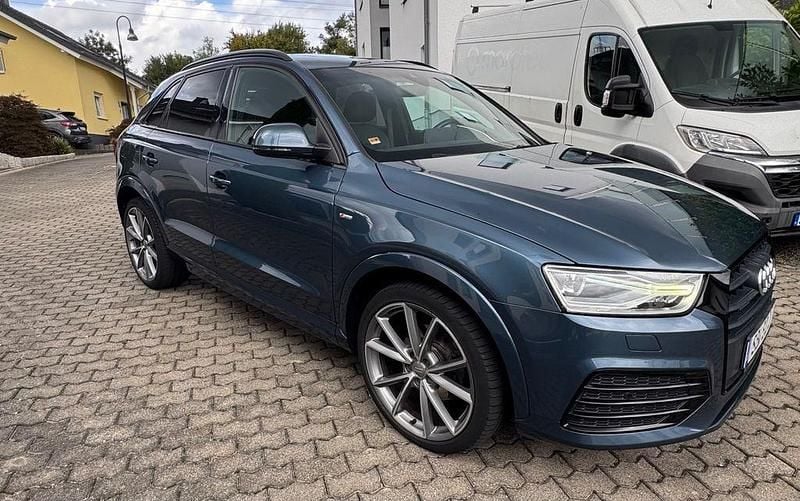 Blau Gebraucht 2016 Audi Q3 Sport SUV | 17.200 € (Guter Preis) - Bild 1/4