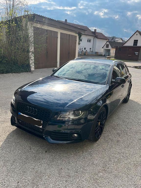 Gebraucht Audi A4 143 PS (105 kW) 2009 Blau Kombi