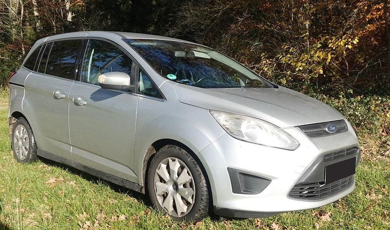 Silber Gebraucht 2011 Ford Grand C-Max Van / Kleinbus | 4.900 € (Guter Preis) - Bild 1/4