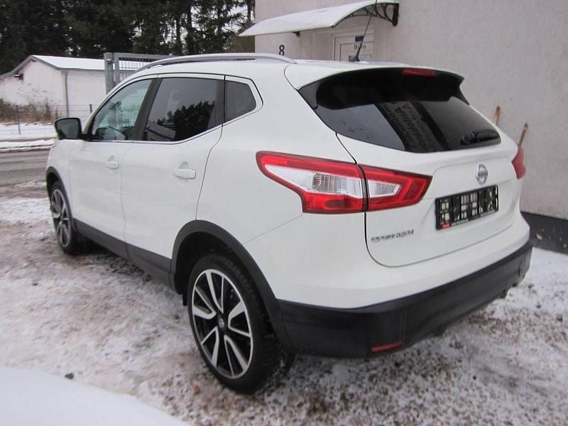 Gebraucht Nissan Qashqai 360º 163 PS (119 kW) 2015 Weiß SUV