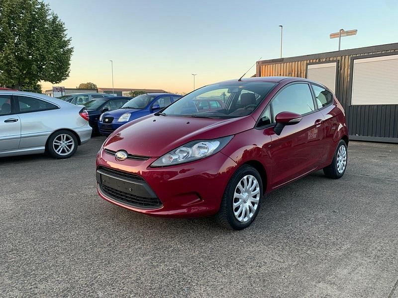 Violet Gebraucht 2009 Ford Fiesta Kleinwagen | 3.490 € - Bild 1/4