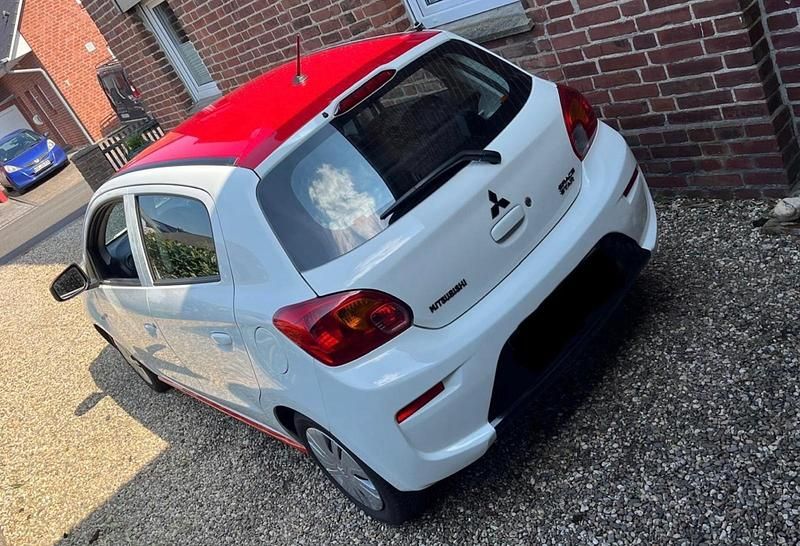 Gebraucht Mitsubishi Space Star 71 PS (52 kW) 2019 Weiß Kleinwagen