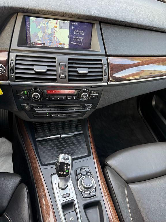 Second-hand BMW X5 Comfort Edition 306 CP (225 kW) 2012 Negru SUV