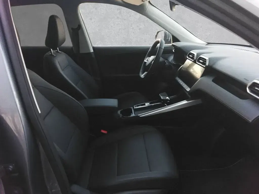 Gebraucht MG ZS Luxury 197 PS (144 kW) 2026 Grau SUV