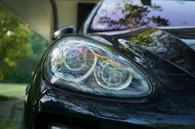 Schwarz Gebraucht 2010 Porsche Cayenne Turbo SUV | 21.000 € (Teuer) - Bild 1/4