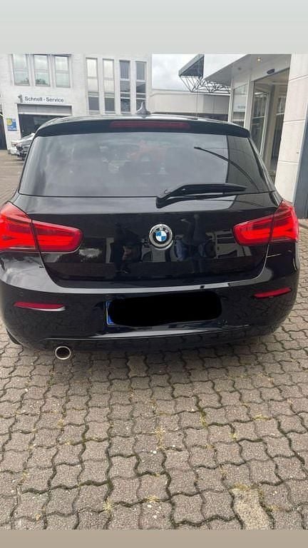 Gebraucht BMW 118 Shadowline 136 PS (100 kW) 2018 Schwarz Kleinwagen