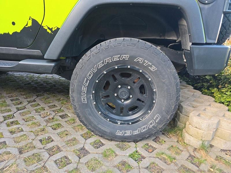 Second-hand Jeep Wrangler 200 CP (147 kW) 2012 Verde SUV