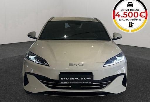 Neu BYD Seal Boost 184 PS (135 kW) 2026 Beige Kombi