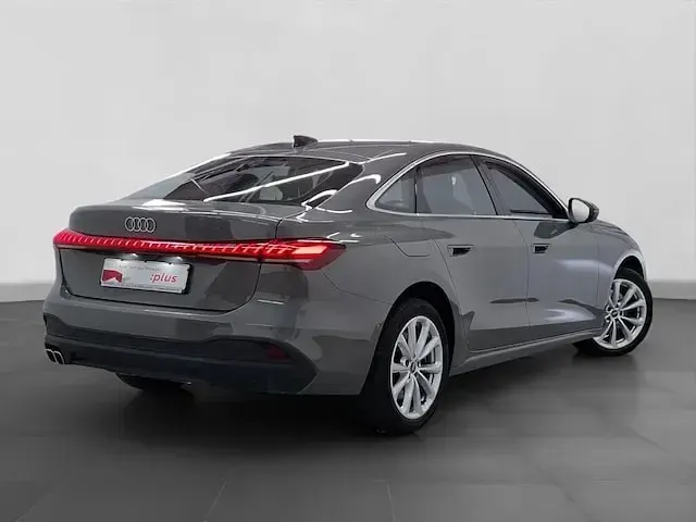 Second-hand Audi A5 204 CP (150 kW) 2025 Gri Berlinǎ