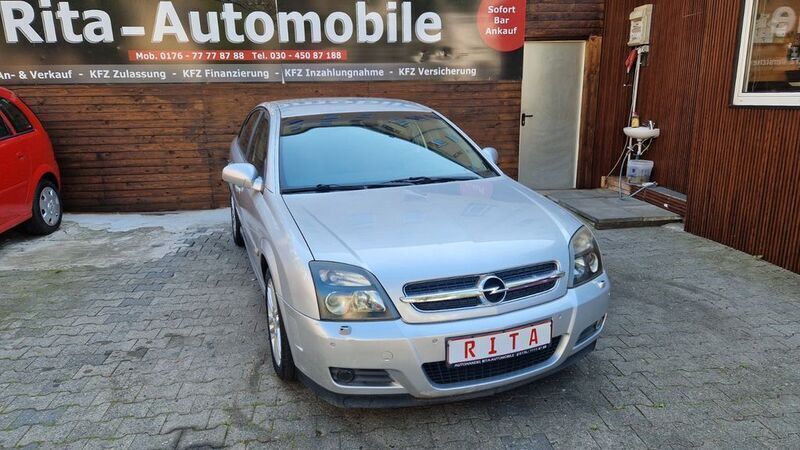 Grau Gebraucht 2003 Opel Vectra GTS Limousine | 4.980 € (Etwas zu teuer) - Bild 1/4