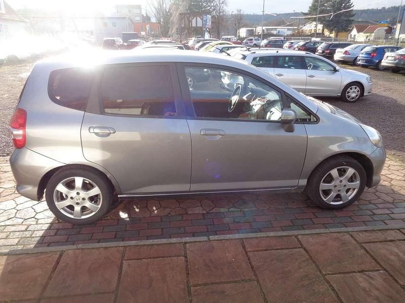 Gebraucht Honda Jazz 83 PS (61 kW) 2006 Silber Kleinwagen
