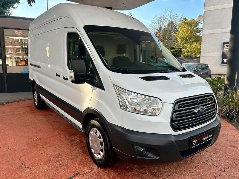 Weiß Gebraucht 2017 Ford Transit Trend Van / Kleinbus | 7.999 € (Guter Preis) - Bild 1/4