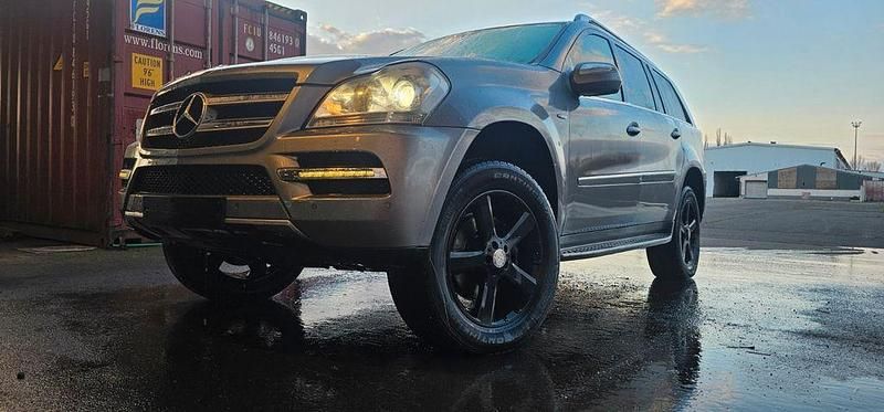 Gebraucht Mercedes GL350 211 PS (155 kW) 2010 Grau SUV