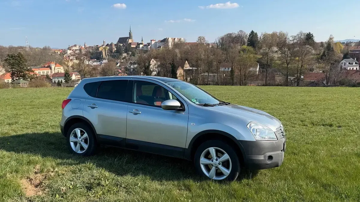 Gebraucht Nissan Qashqai 115 PS (84 kW) 2007 Silber SUV