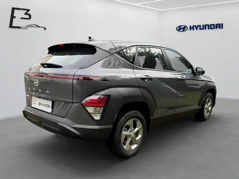 Neu Hyundai Kona Select 150 PS (110 kW) 2026 Ecotronic gray / mic SUV