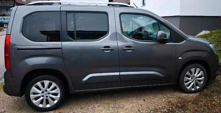 Usata Opel Combo 131 CV (96 kW) 2019 Grigio Monovolume