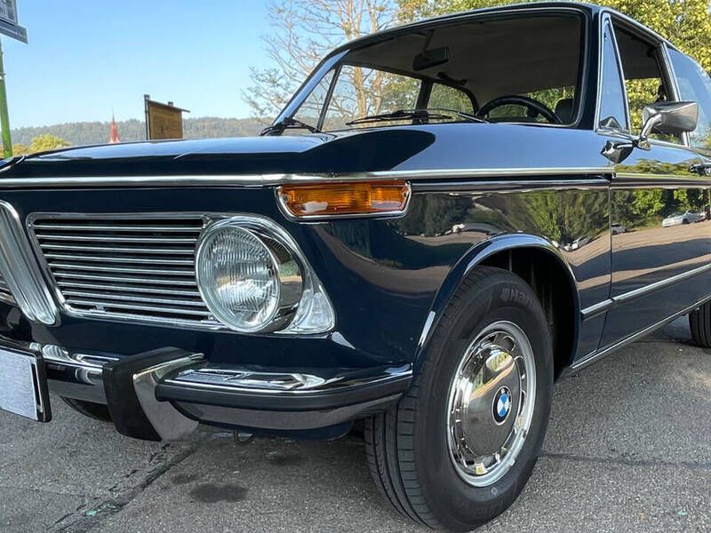 Blau Gebraucht 1969 BMW 1600 Limousine | 26.800 € - Bild 1/4