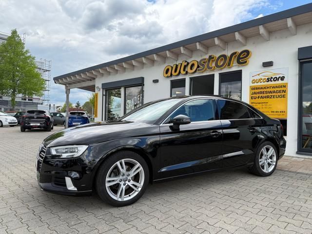 Mythosschwarz metallic (metallic) Gebraucht 2017 Audi A3 Sport Limousine | 17.900 € (Fairer Preis) - Bild 1/4