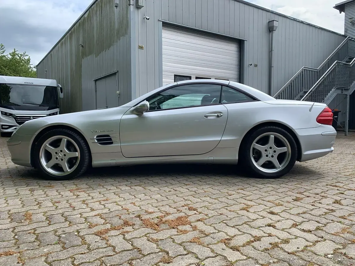 Gebraucht Mercedes SL500 306 PS (225 kW) 2002 Silber Cabrio