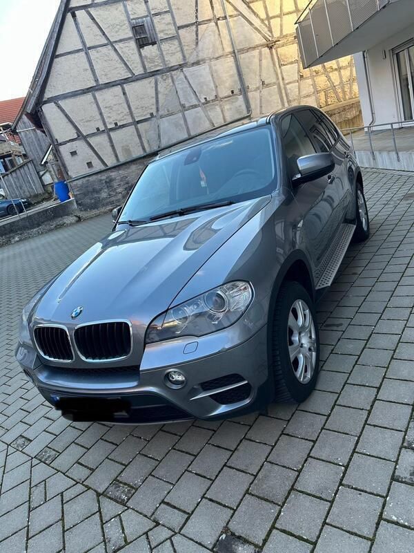 Grau Gebraucht 2011 BMW X5 M M Sport SUV | 16.299 € (Fairer Preis) - Bild 1/4