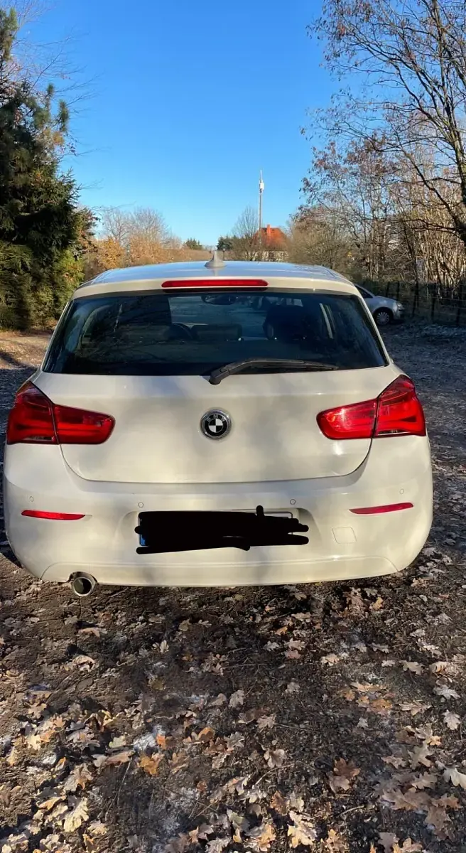 Gebraucht BMW 118 136 PS (100 kW) 2017 Weiß Limousine