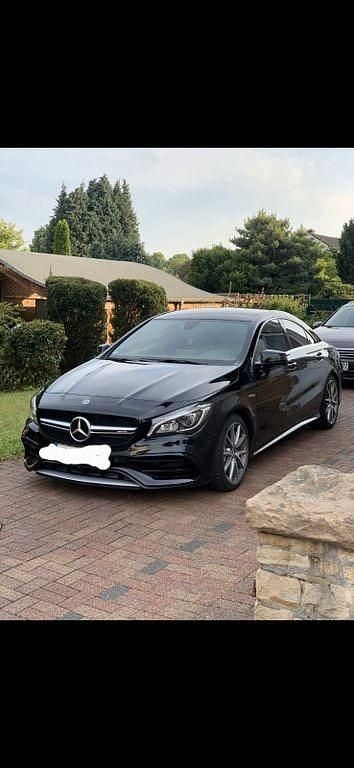 Schwarz Gebraucht 2018 Mercedes CLA45 AMG AMG Limousine | 27.500 € (Fairer Preis) - Bild 1/4