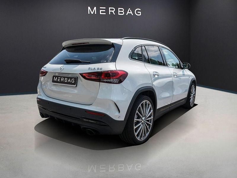 Gebraucht Mercedes GLA35 AMG AMG 306 PS (225 kW) 2021 Digitalweiß SUV