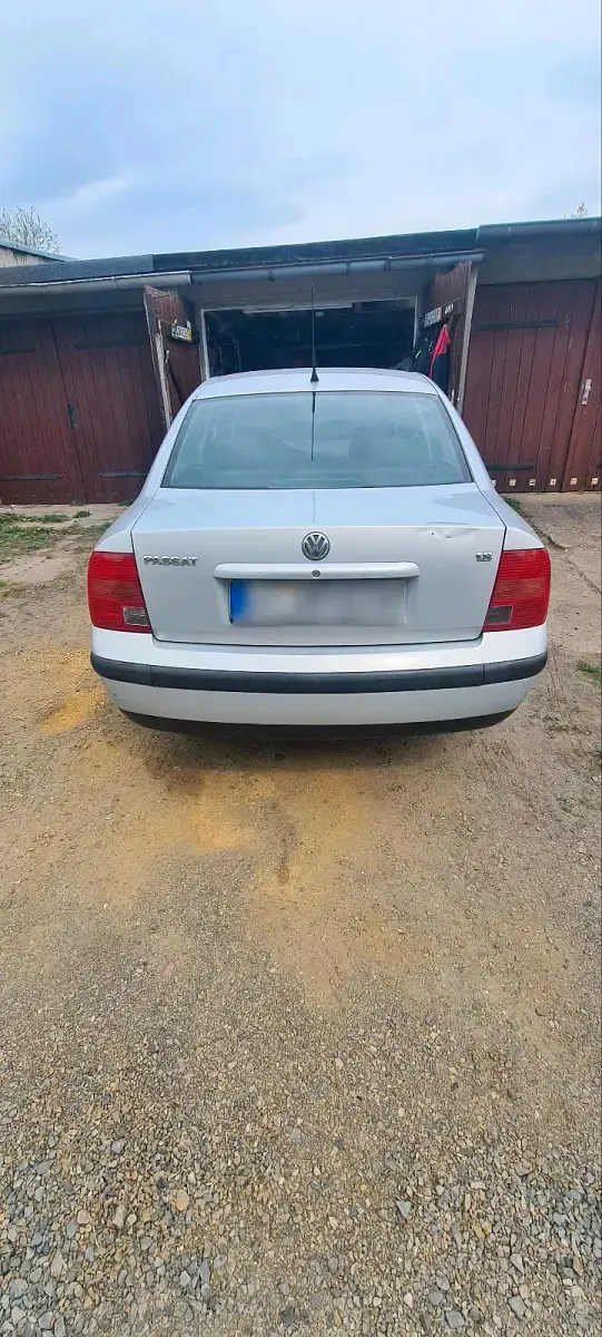 Gebraucht VW Passat 130 PS (95 kW) 2002 Grau Limousine