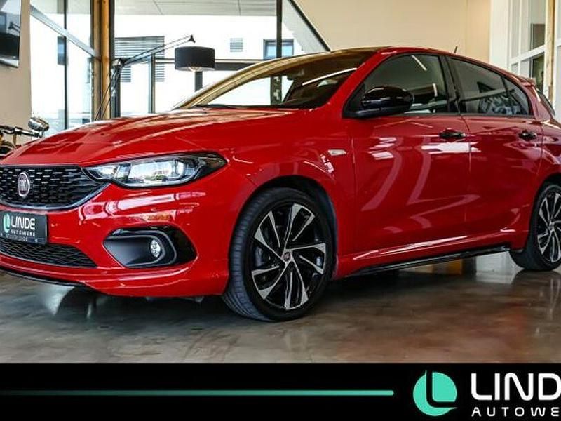 Colore interno (schwarzes lede Gebraucht 2020 Fiat Tipo S Limousine | 13.700 € (Fairer Preis) - Bild 1/4