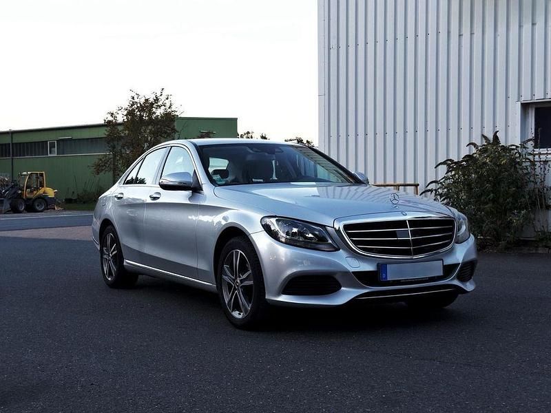 Silber Gebraucht 2014 Mercedes C200 Exclusive Limousine | 17.500 € (Fairer Preis) - Bild 1/4