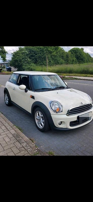 Second-hand Mini Cooper 2013 Bej Hatchback