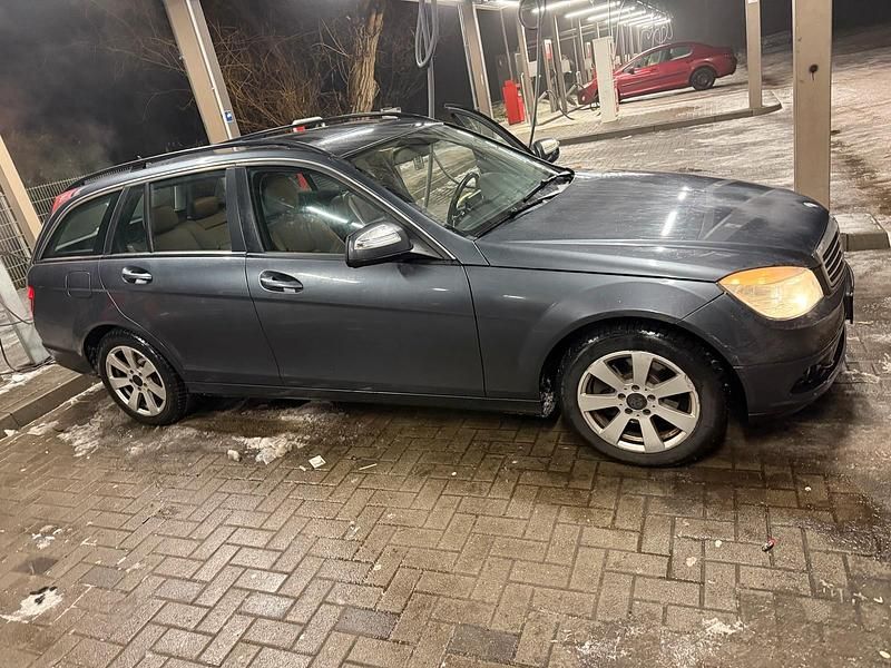 Gebraucht Mercedes C280 231 PS (169 kW) 2008 Grau Kombi