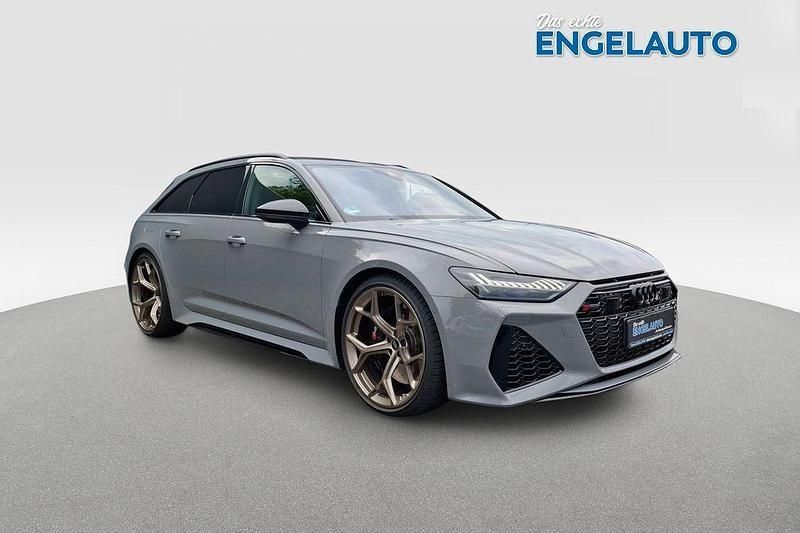 Grau Gebraucht 2024 Audi RS6 Performance Kombi | 125.000 € - Bild 1/4