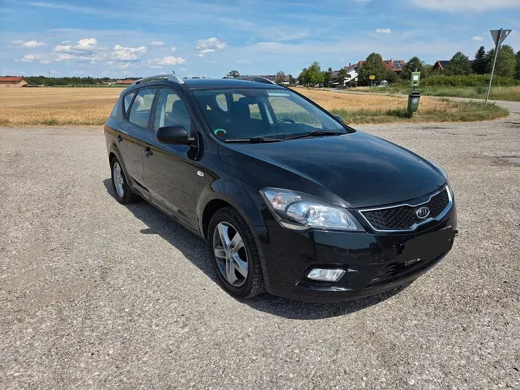 Gebraucht Kia Ceed Sportswagon 116 PS (85 kW) 2012 Schwarz Kombi