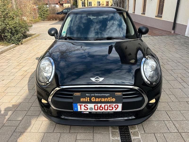 Gebraucht Mini ONE 102 PS (75 kW) 2018 Schwarz Kleinwagen