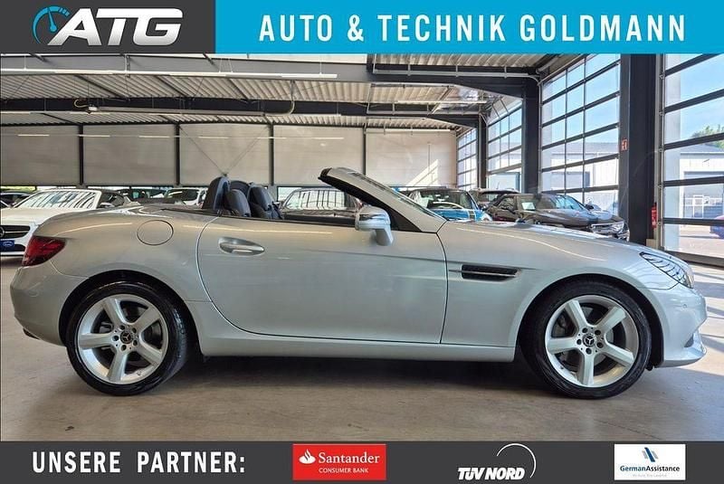 Iridiumsilber Gebraucht 2019 Mercedes SLC200 Cabrio | 29.490 € (Guter Preis) - Bild 1/4
