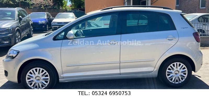 Gebraucht VW Golf VI Team 122 PS (89 kW) 2010 Silber Kleinwagen