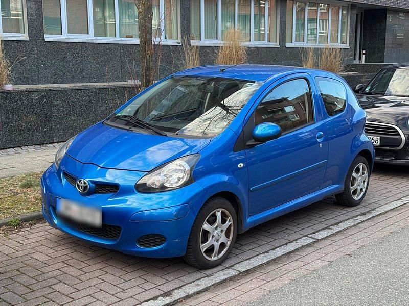 Gebraucht Toyota Aygo 2009 Blau Kleinwagen