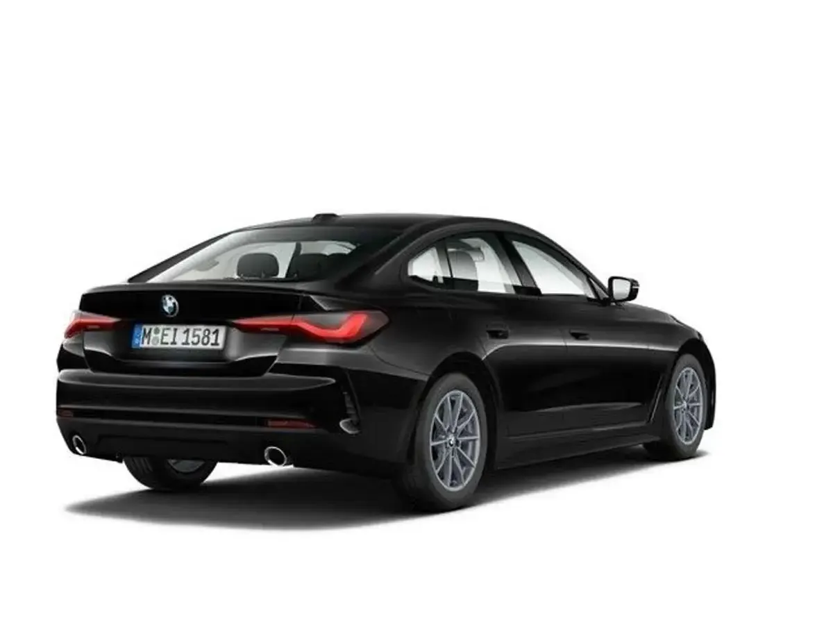 Gebraucht BMW 420 Coupé 184 PS (135 kW) 2022 Saphirschwarz metallic Coupé