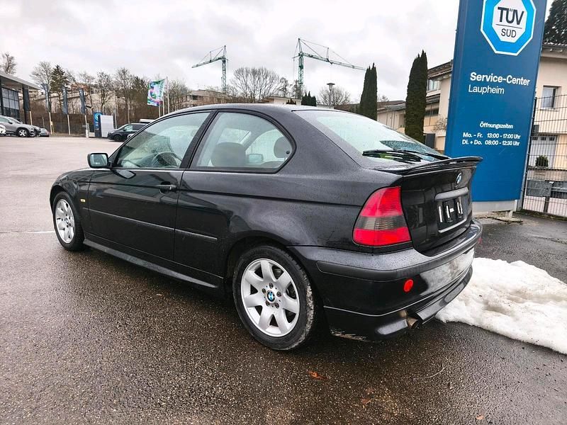 Gebraucht BMW 316 Compact 116 PS (85 kW) 2003 Schwarz Kleinwagen