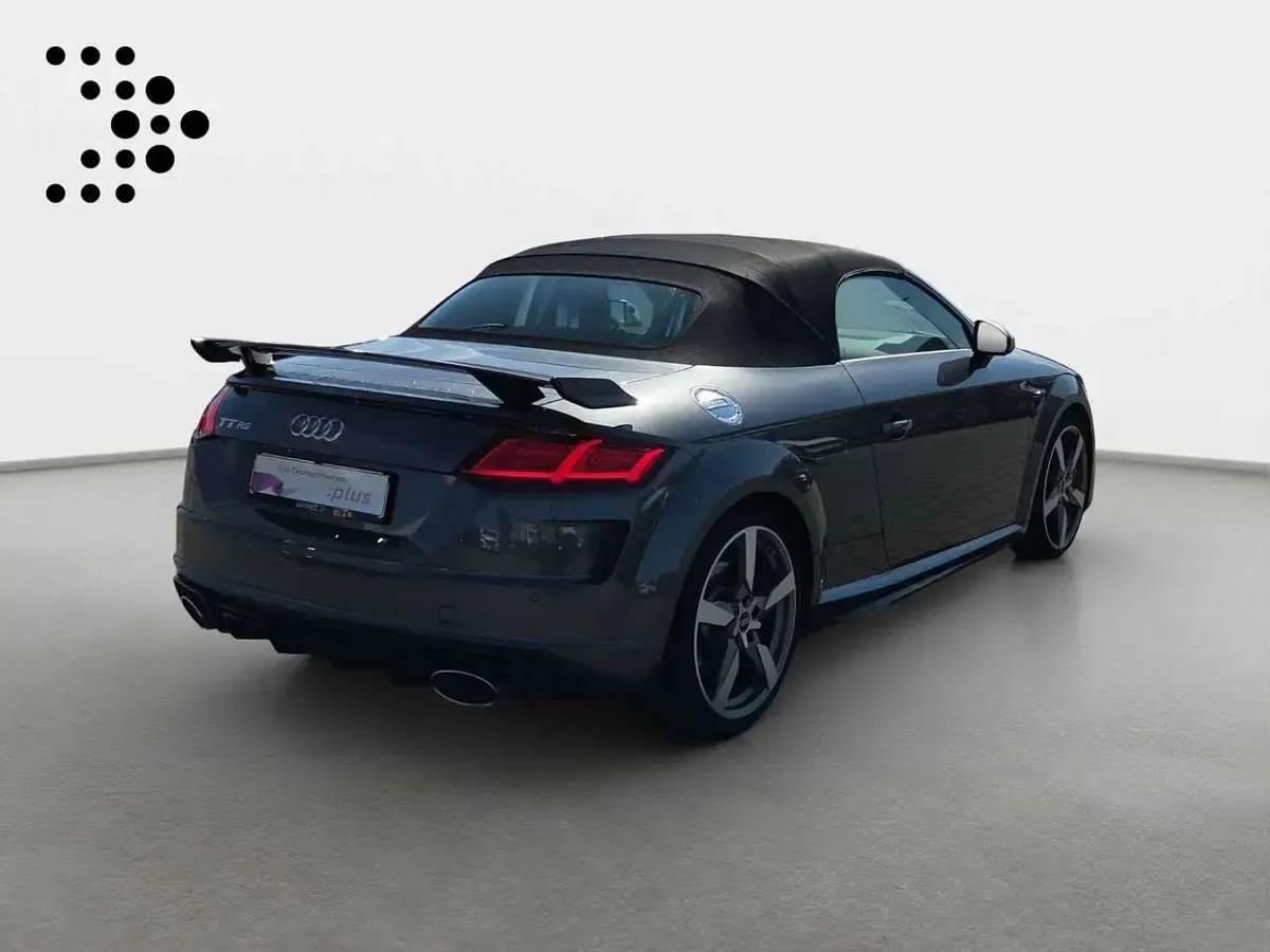Gebraucht Audi TT RS 400 PS (294 kW) 2022 Daytonagrau perleffekt/verdeck Cabrio