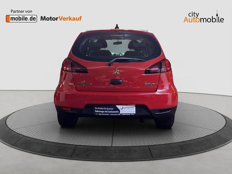 Gebraucht Mitsubishi Colt Inform 95 PS (69 kW) 2009 Rot Kleinwagen