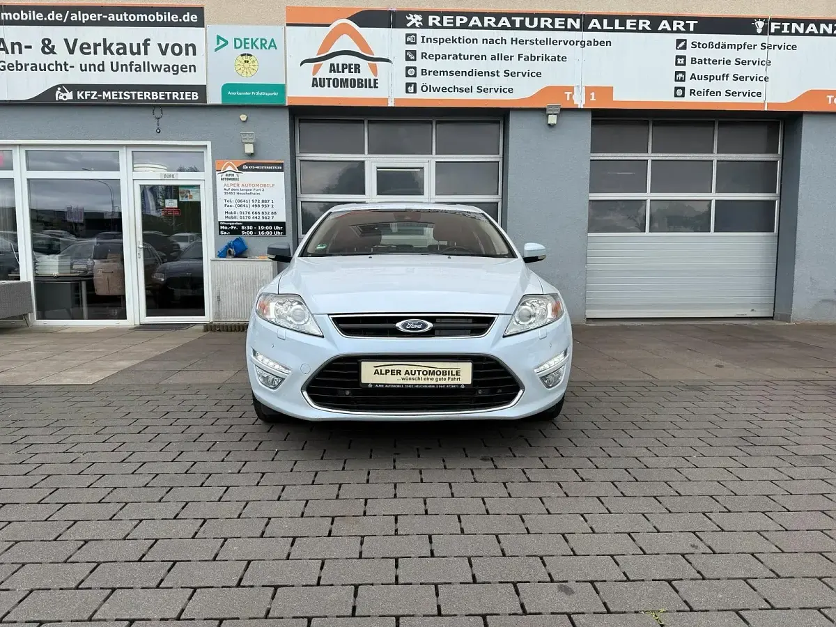 Gebraucht Ford Mondeo 200 PS (147 kW) 2013 Andere farben Limousine