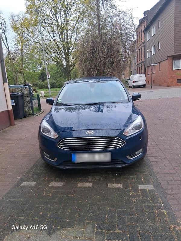Usata Ford Focus 150 CV (110 kW) 2017 Blu Station wagon