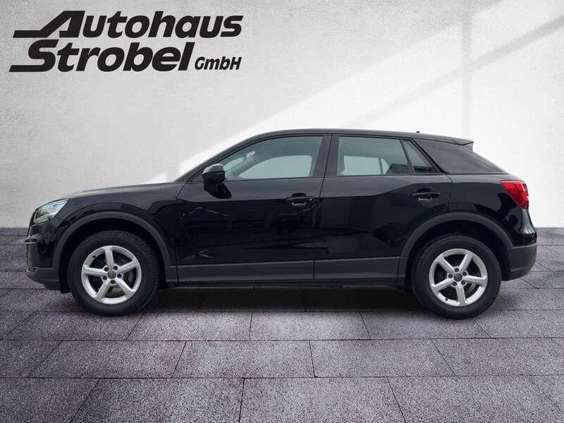 Gebraucht Audi Q2 Comfort 116 PS (85 kW) 2020 Brillantschwarz SUV