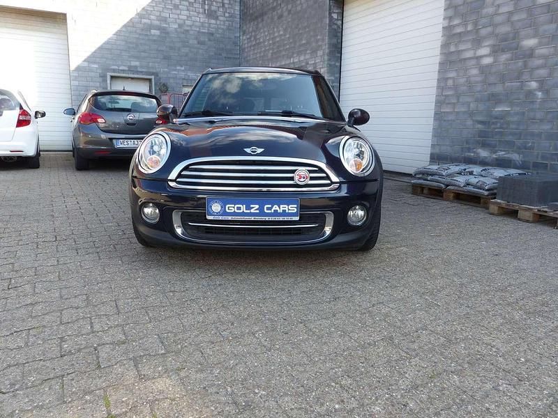 Gebraucht Mini Cooper Clubman 122 PS (89 kW) 2011 Reef blue metallic Kombi