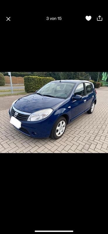 Second-hand Dacia Sandero 75 CP (55 kW) 2009 Albastru Hatchback