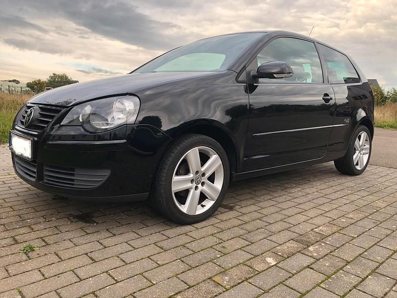 Schwarz Gebraucht 2009 VW Polo Black Edition Kleinwagen | 2.299 € (Fairer Preis) - Bild 1/4