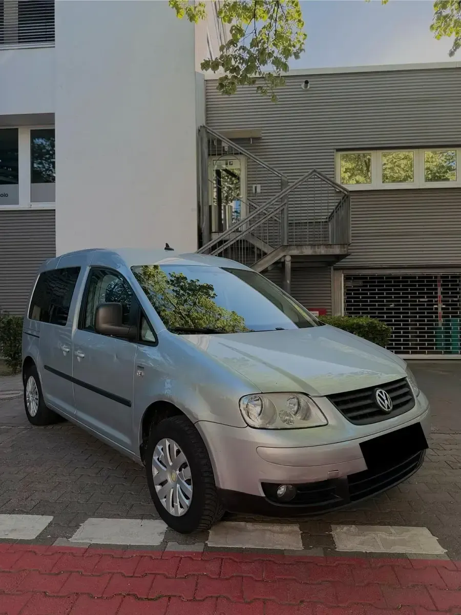 Gebraucht VW Caddy Life 109 PS (80 kW) 2007 Silber Van / Kleinbus
