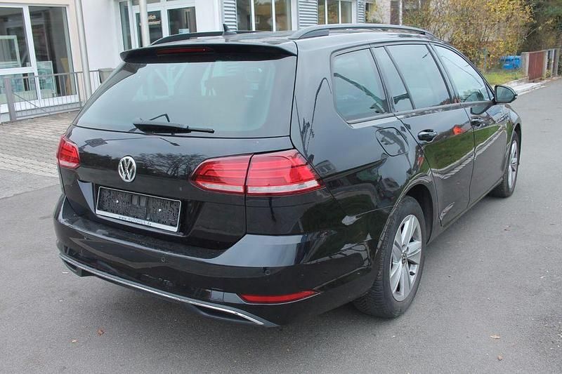 Gebraucht VW Golf VII 150 PS (110 kW) 2020 Schwarz Kombi